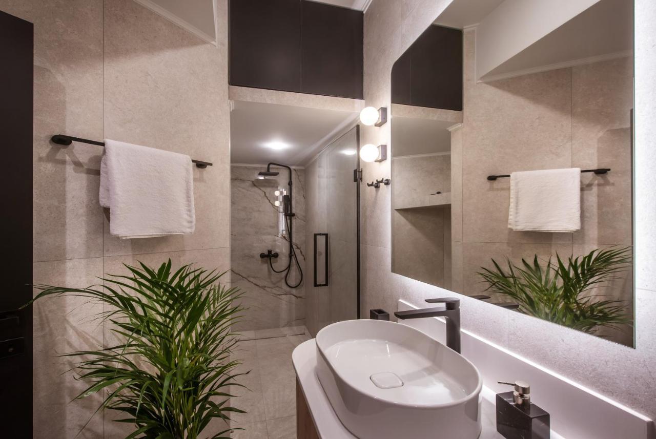 Relaxo Collection Luxury Suites In The Heart Of Heraklion Exteriör bild